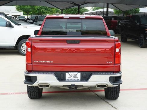 Used 2019 Chevrolet Silverado 1500 LTZ w/ LTZ Texas Edition AWD/4WD image 4
