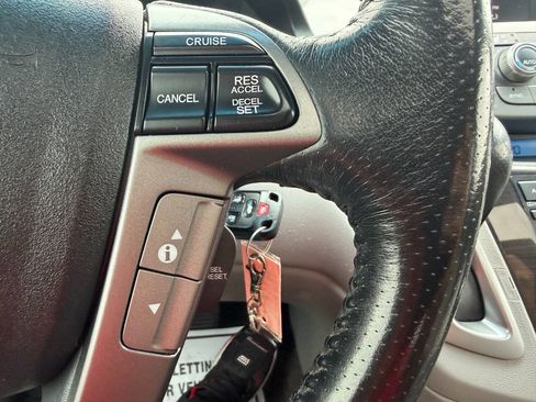 Used 2012 Honda Odyssey Touring image 23