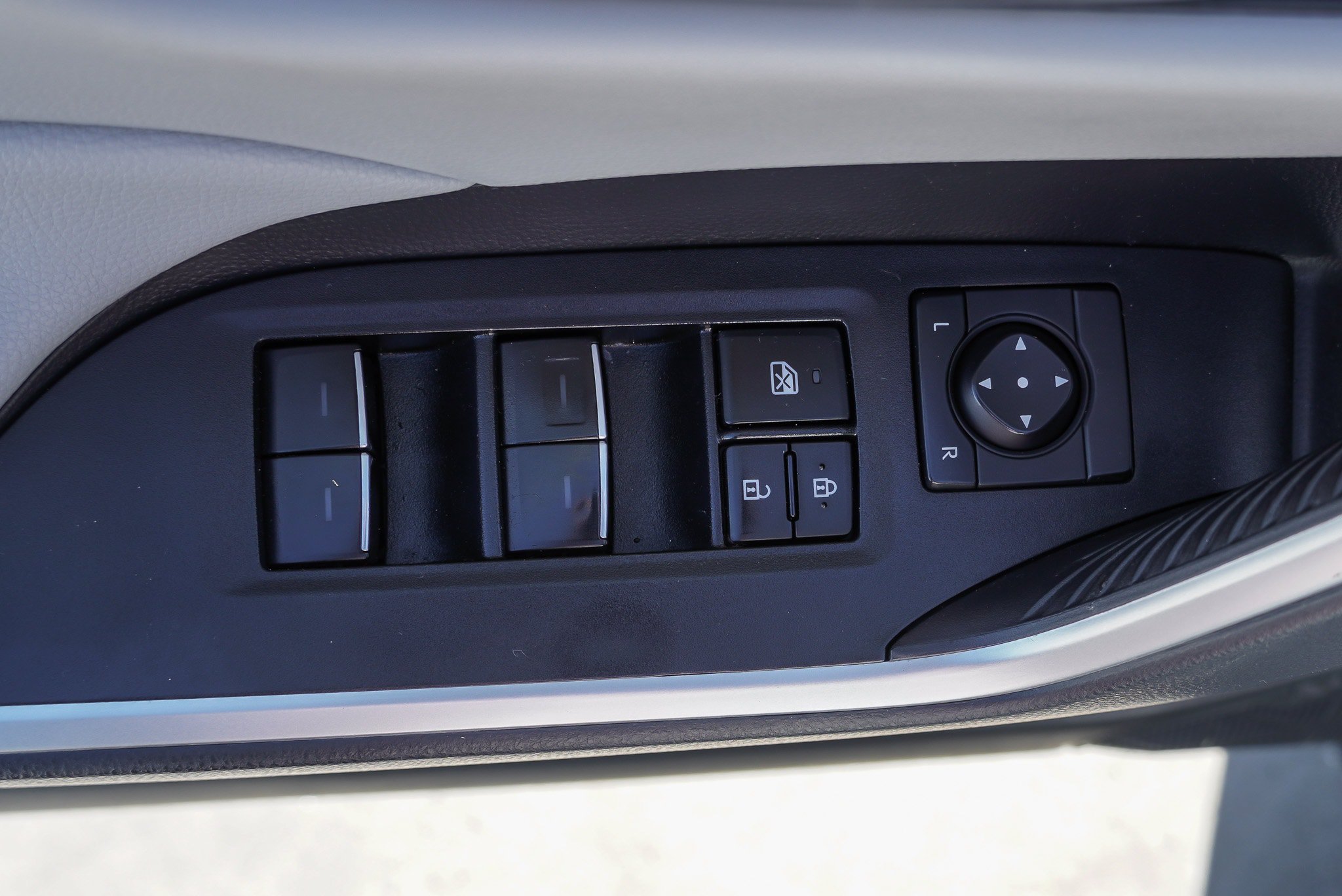 Certified 2024 Toyota RAV4 XLE AWD/4WD image 19