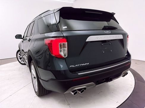 Used 2023 Ford Explorer Platinum w/ Technology Package image 11