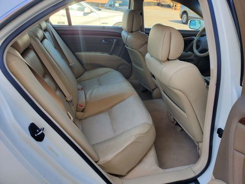 Used 2005 Acura RL AWD/4WD image 4