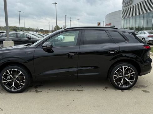 New 2026 Audi Q3 quattro 2.0T image 3