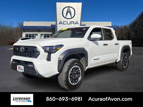 Used 2024 Toyota Tacoma TRD Off-Road image 1