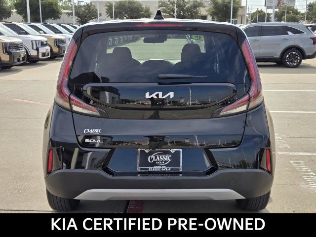 Certified 2023 Kia Soul LX w/ LX Technology Package FWD image 5