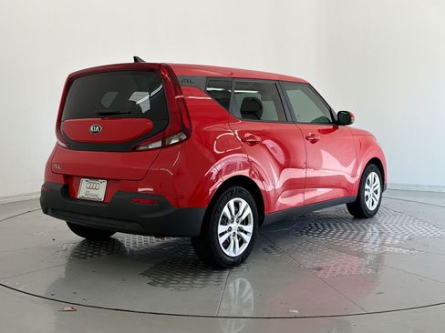 Used 2020 Kia Soul LX FWD image 9
