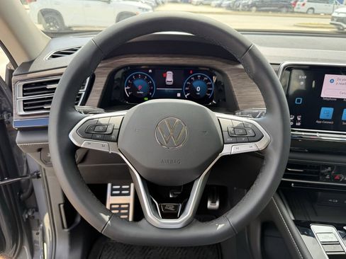 New 2026 Volkswagen Atlas SEL Premium R-Line image 14