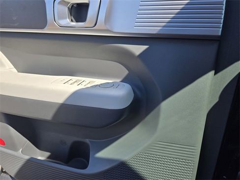New 2026 Hyundai Santa Fe SE image 13