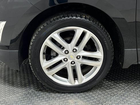 Used 2018 Chevrolet Equinox Premier image 35