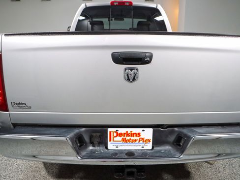 Used 2007 Dodge Ram 2500 Truck SLT image 8