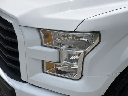 Used 2017 Ford F150 XL w/ Equipment Group 101A Mid RWD image 8