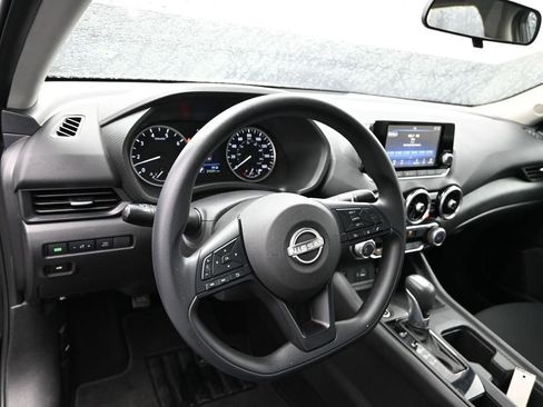 Used 2024 Nissan Sentra S FWD image 18