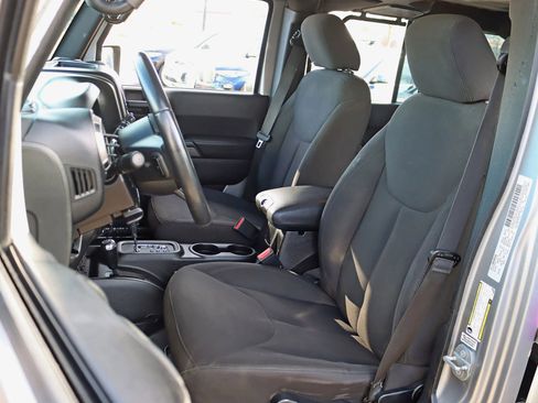 Used 2016 Jeep Wrangler Unlimited Sport w/ Connectivity Group image 24