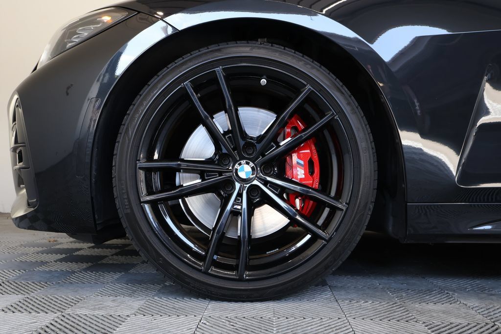Used 2024 BMW 430i Coupe w/ M Sport Package RWD image 9