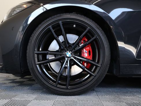 Used 2024 BMW 430i Coupe w/ M Sport Package RWD image 9