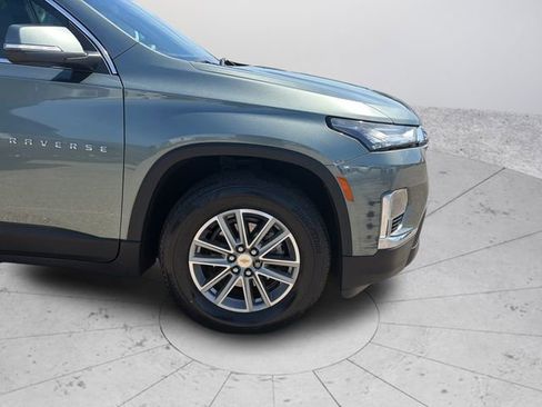 Used 2023 Chevrolet Traverse LT FWD image 33