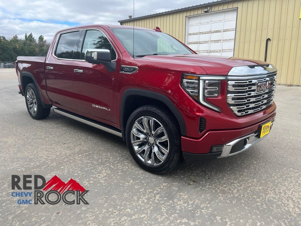 Used 2024 GMC Sierra 1500 Denali w/ Denali Reserve Package AWD/4WD image 9