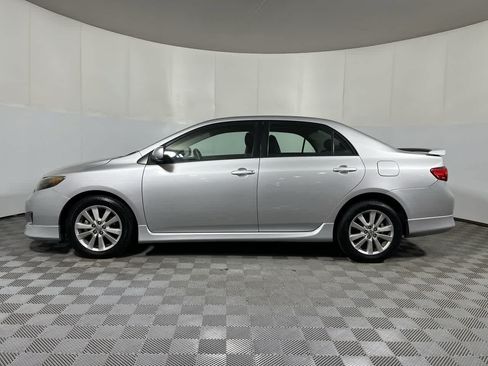 Used 2009 Toyota Corolla S FWD image 5
