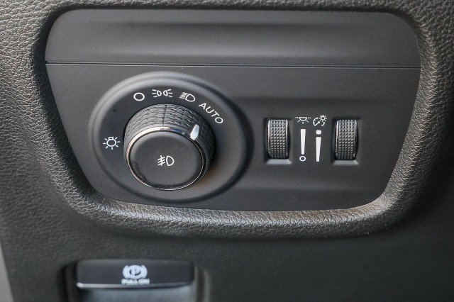 Used 2022 Jeep Grand Cherokee Limited RWD image 27