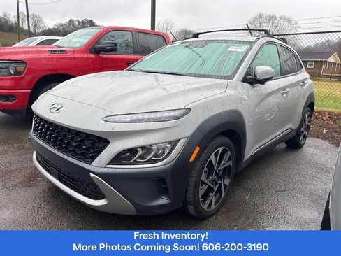 Used 2023 Hyundai Kona Limited image 2