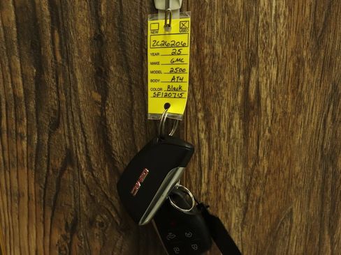 Used 2025 GMC Sierra 2500 AT4 w/ AT4 Premium Plus Package AWD/4WD image 38
