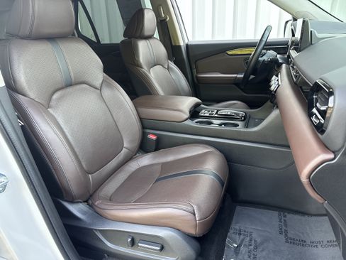 Used 2024 Honda Pilot Elite image 17