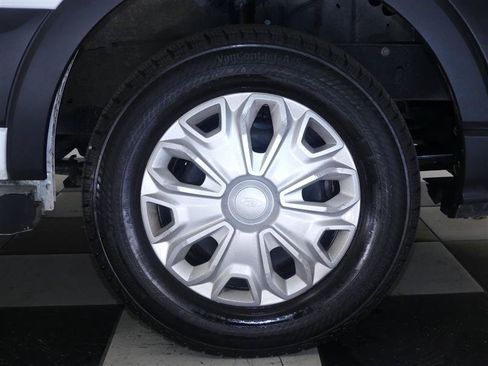 Used 2025 Ford Transit 250 Low Roof w/ Exterior Upgrade Package RWD image 25