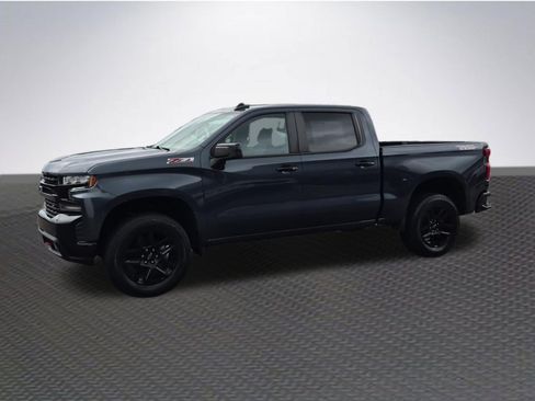 Used 2021 Chevrolet Silverado 1500 LT Trail Boss w/ Convenience Package II AWD/4WD image 2