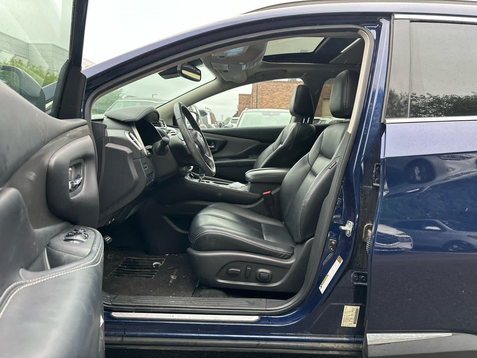 Used 2020 Nissan Murano SV w/ Premium Package AWD/4WD image 5
