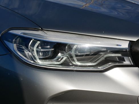 Used 2020 BMW M5 w/ Executive Package image 16