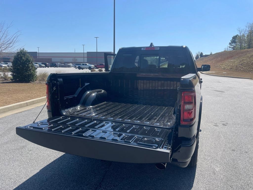 New 2026 RAM 1500 Big Horn AWD/4WD image 21