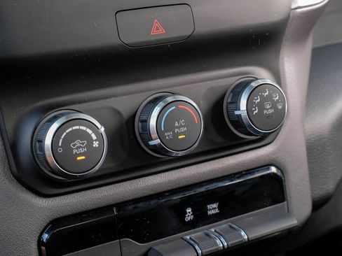 Used 2021 RAM 1500 Big Horn image 34