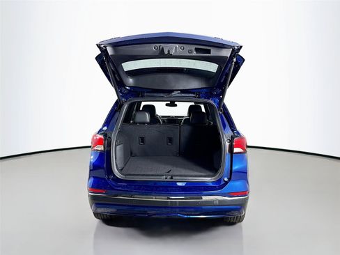 Used 2023 Chevrolet Equinox RS AWD/4WD image 26