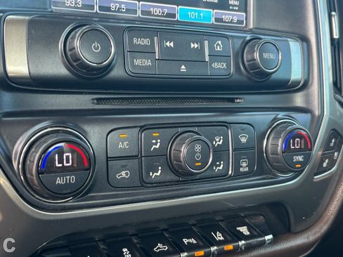 Used 2018 Chevrolet Silverado 3500 LTZ w/ Duramax Plus Package image 22