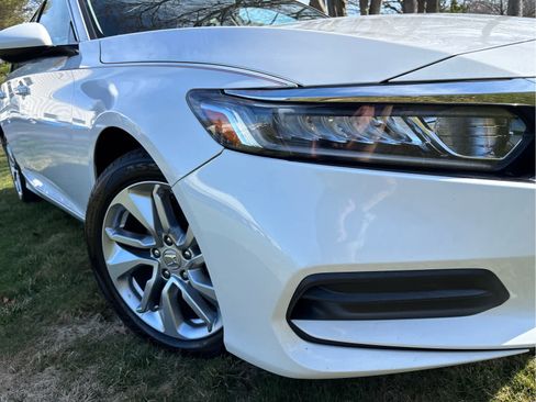 Used 2019 Honda Accord LX image 21