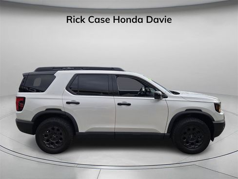 Used 2026 Honda Passport TrailSport Elite image 3