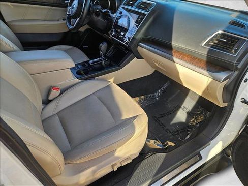 Used 2018 Subaru Outback 2.5i Limited image 21