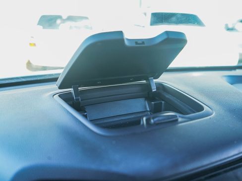 Used 2017 Hyundai Santa Fe Sport image 12