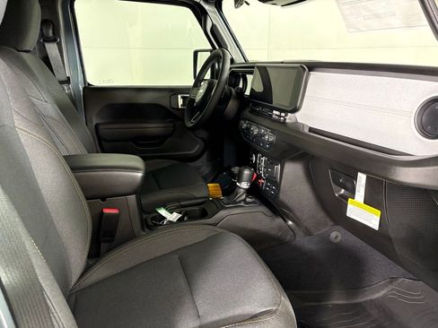 New 2026 Jeep Gladiator Willys image 14