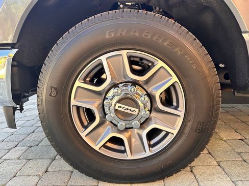 Used 2026 Ford F250 Lariat RWD image 41