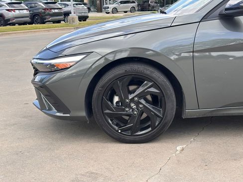 Used 2026 Hyundai Elantra Sport image 10