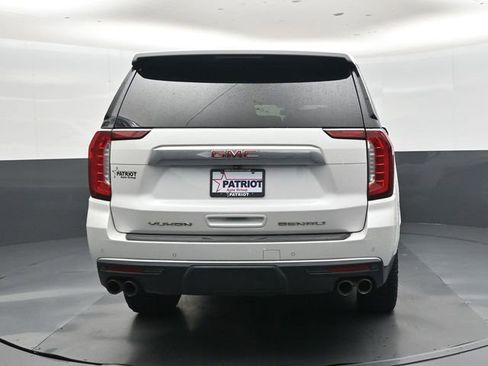 Used 2023 GMC Yukon XL Denali AWD/4WD image 5