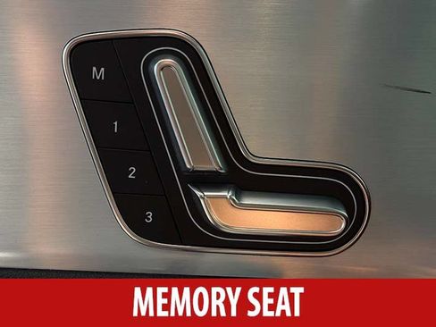 Used 2025 Mercedes-Benz CLA 250 4MATIC image 8