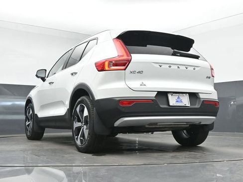 Used 2023 Volvo XC40 B5 Plus w/ Driver Assist Package AWD/4WD image 43