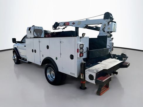 Used 2019 RAM 5500 Tradesman w/ Ambulance Prep Group RWD image 5