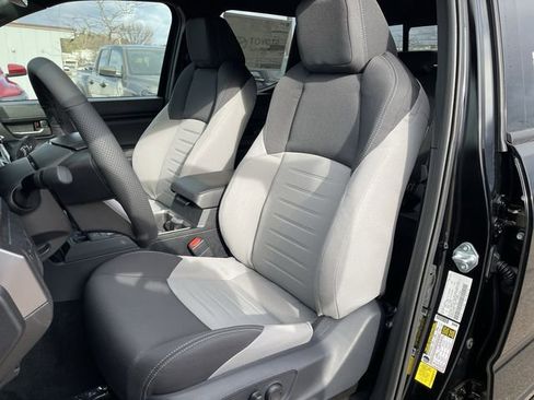 New 2026 Toyota Tacoma TRD Off-Road AWD/4WD image 14