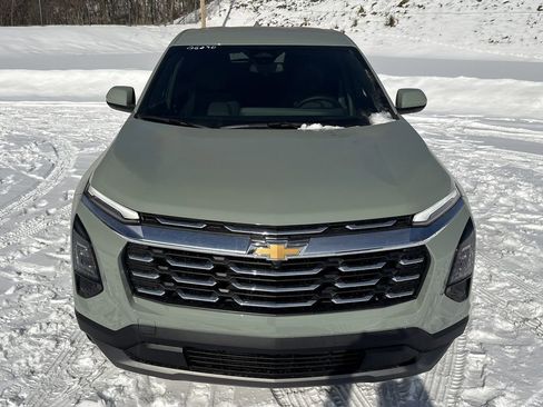 New 2026 Chevrolet Equinox LT w/ Convenience Package II image 4