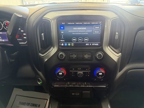 Used 2022 Chevrolet Silverado 1500 LT Trail Boss w/ LPO, Dark Essentials Package AWD/4WD image 36