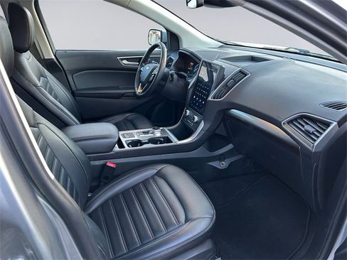 Used 2024 Ford Edge SEL w/ Convenience Package image 15