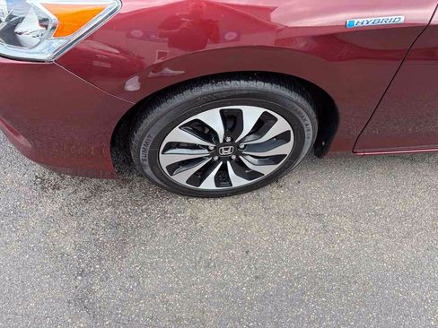 Used 2017 Honda Accord EX-L image 32