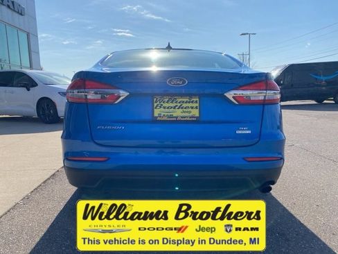 Used 2020 Ford Fusion SE image 5